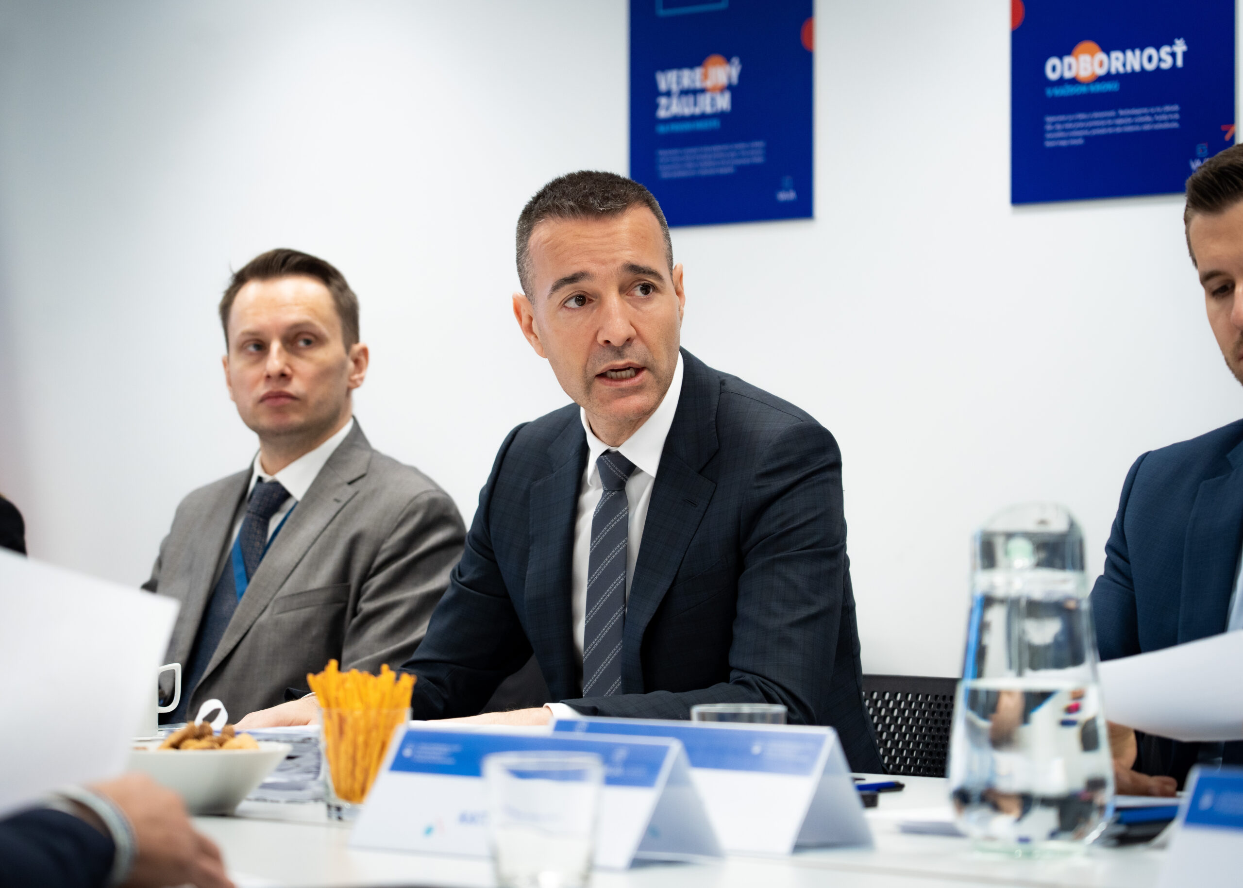 36. zasadnutie RVVTI: Priebežná správa potvrdzuje pokrok v plnení cieľov Plánu obnovy (POO) pre výskum, vývoj a inovácie